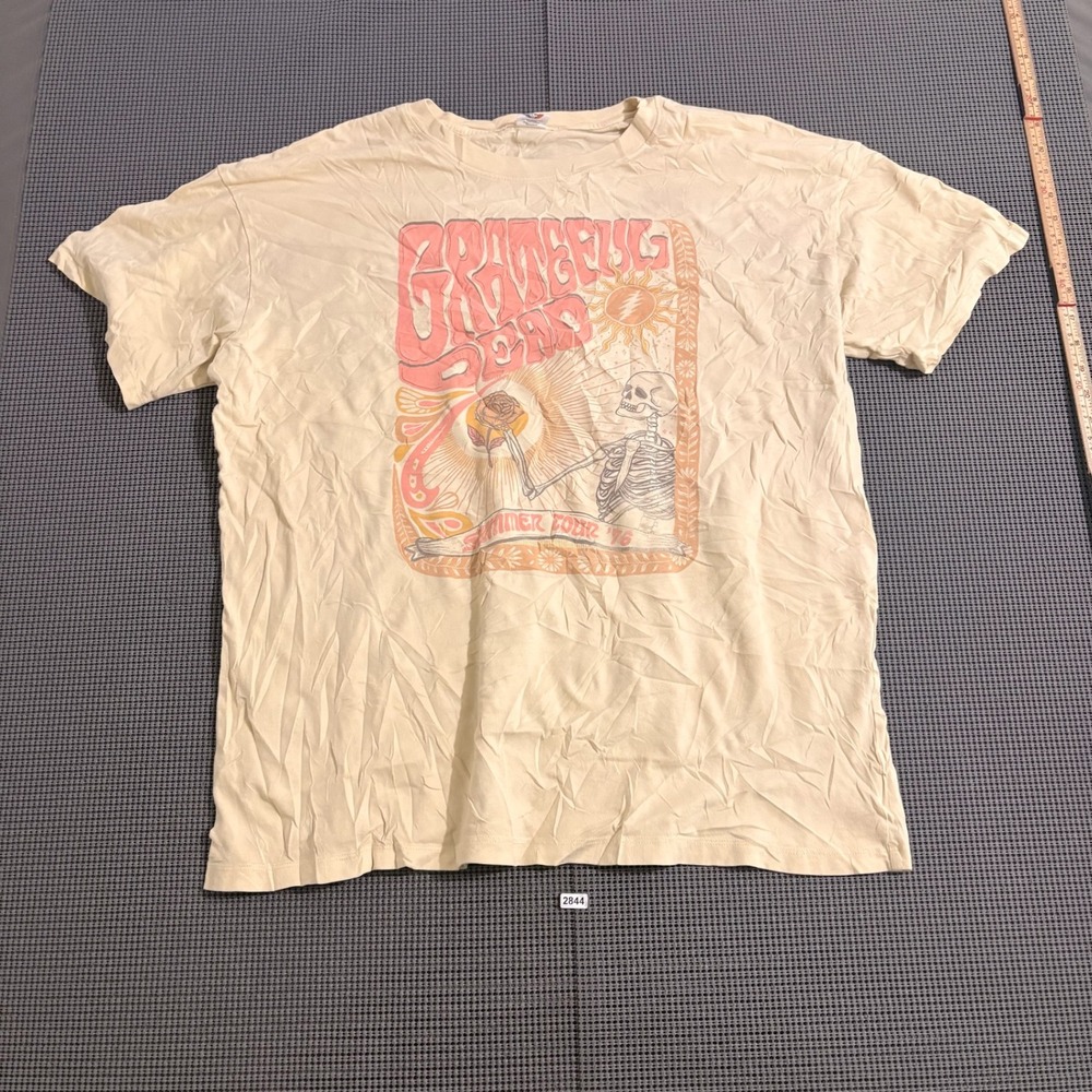 American Eagle Grateful Dead Summer Tour 76 Graphic T-Shirt Cream Size M